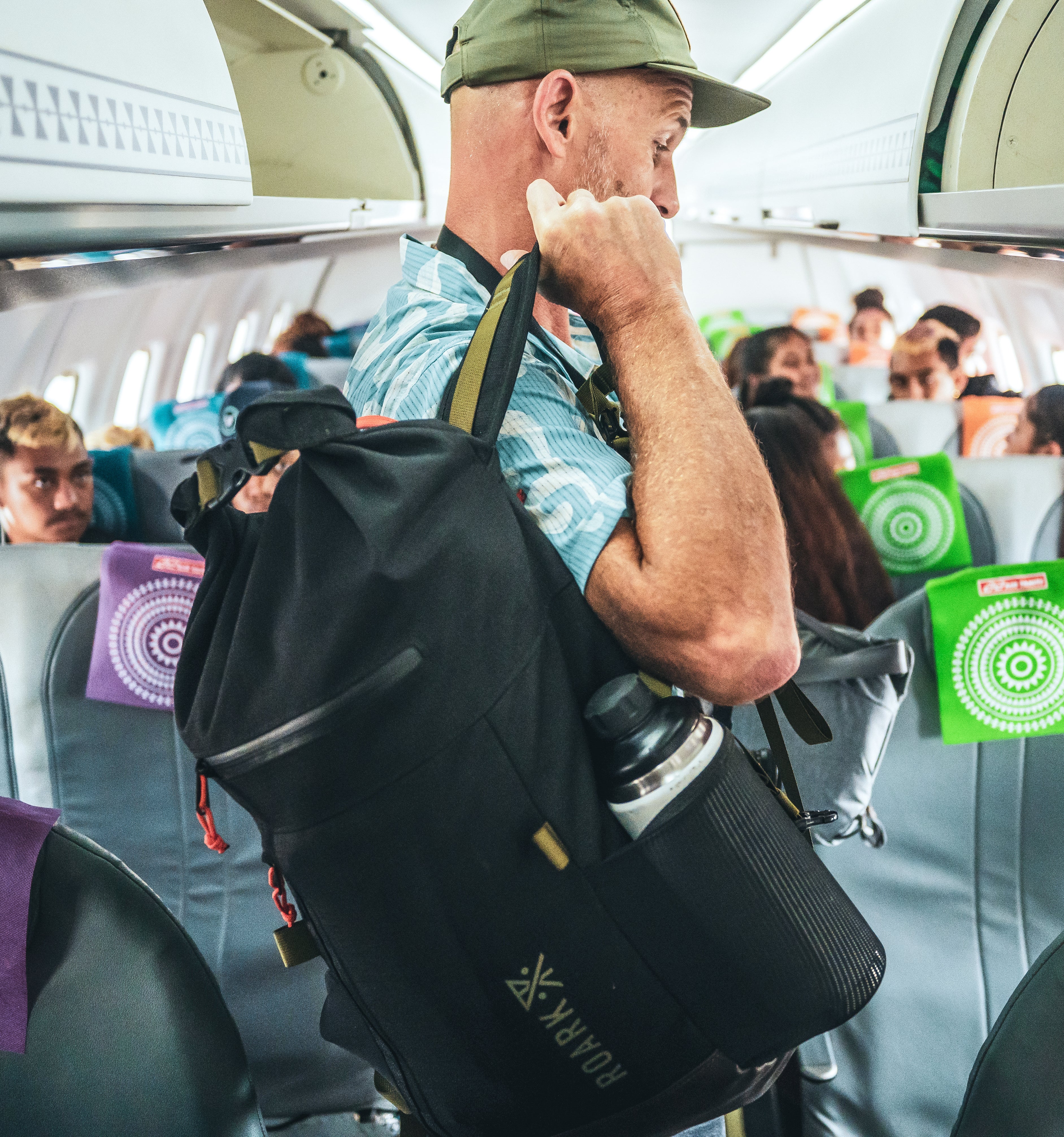 Business woman Dragging suitcase luggage bag,walk to passenger boarding in  Airport.Working woman travel to work,wear suit pull trolley bag.  Businesswoman Travel concept-panoramic banner for web header Stock Photo |  Adobe Stock