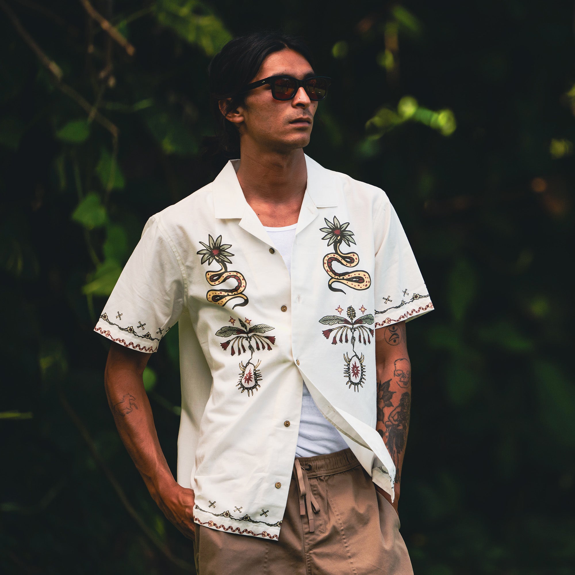 Gonzo Short Sleeve Button Up Shirt in Unbleached – Roark