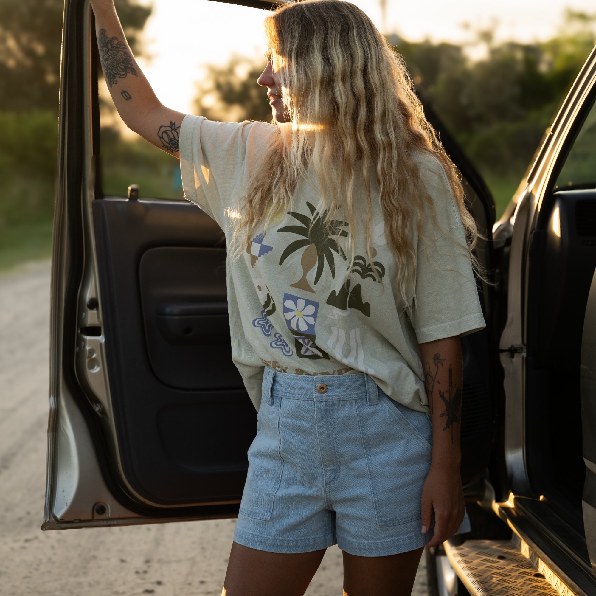 HWY Shorts in Light Bleached Denim – Roark - Main Image