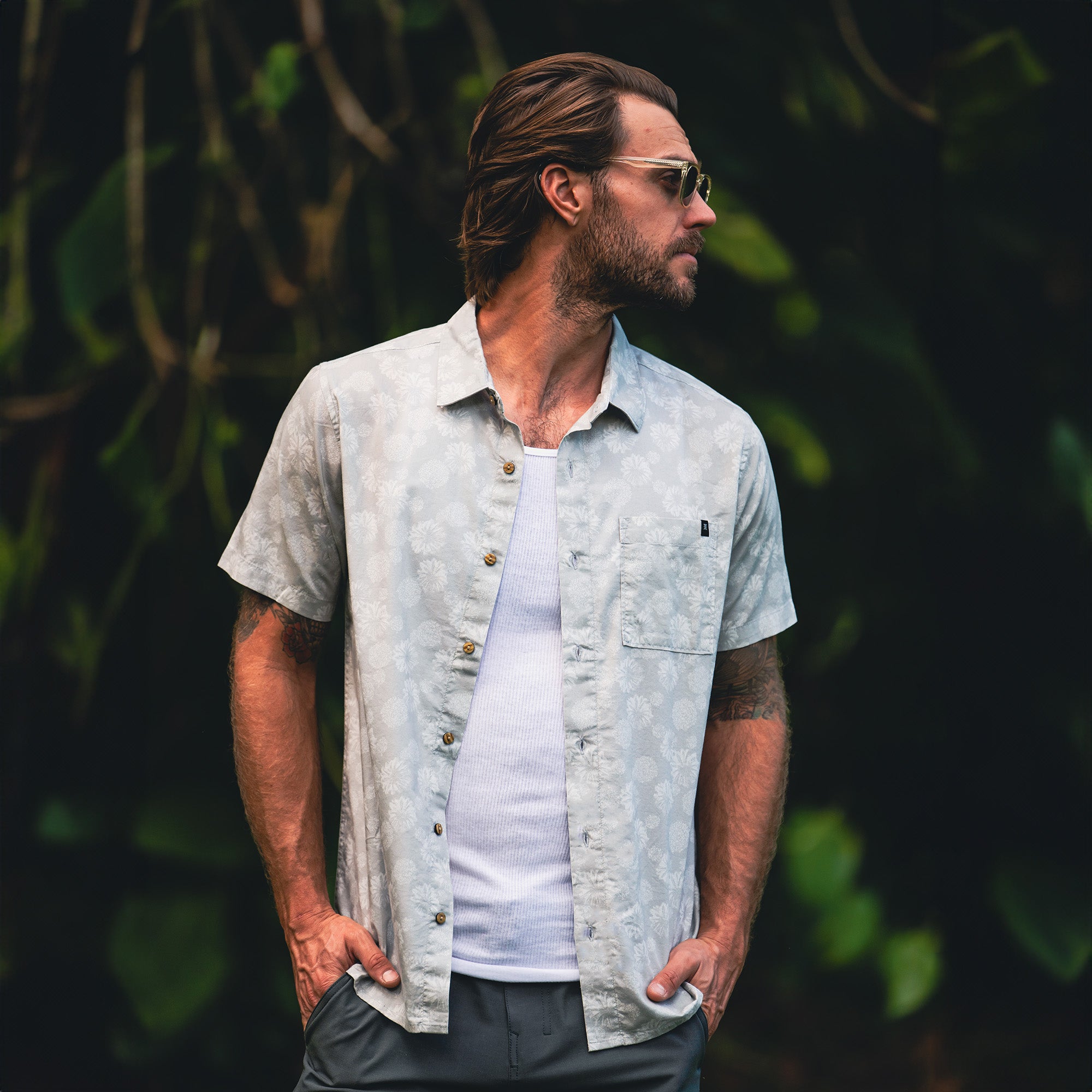 Roark Men's Journey Short Sleeve Button Up Shirt - Grey - Grey - L Roark Men's Journey Short Sleeve Button Up Shirt - Grey - Grey - L