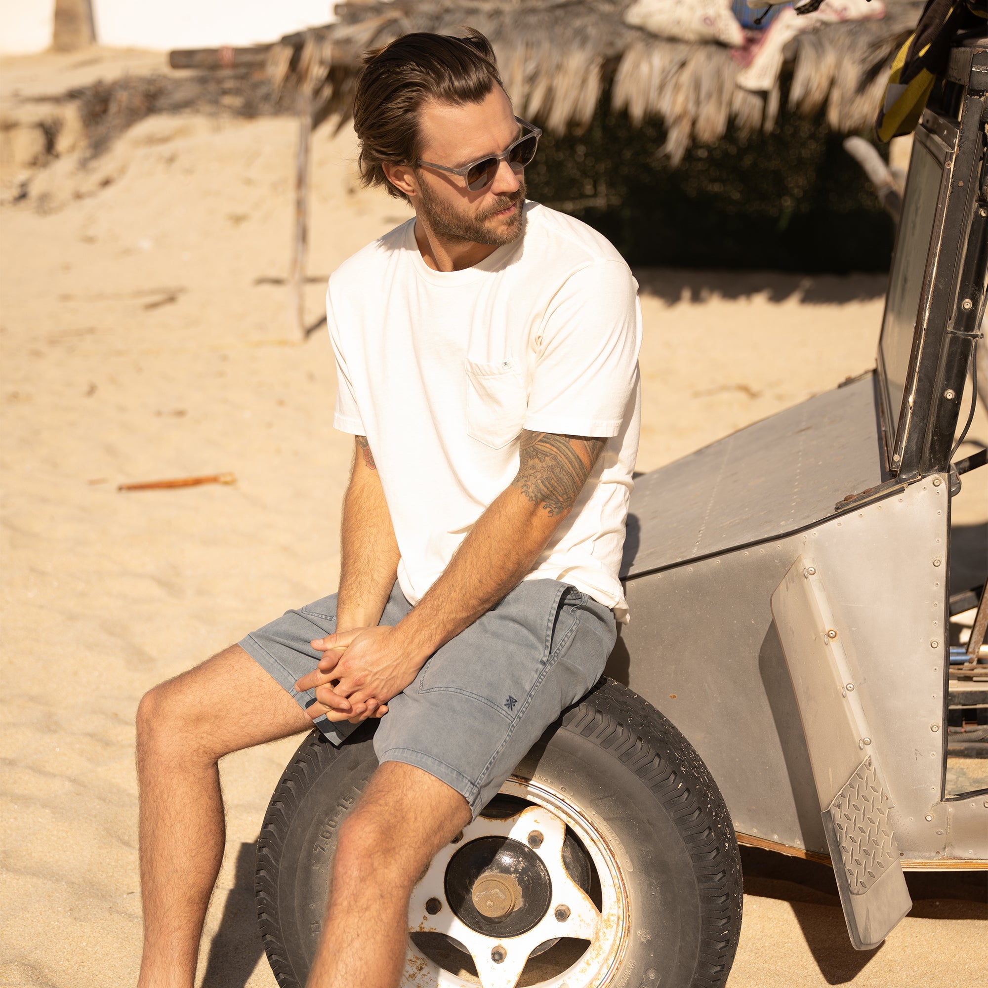 Made To Fade Shorts in Washed Navy – Roark