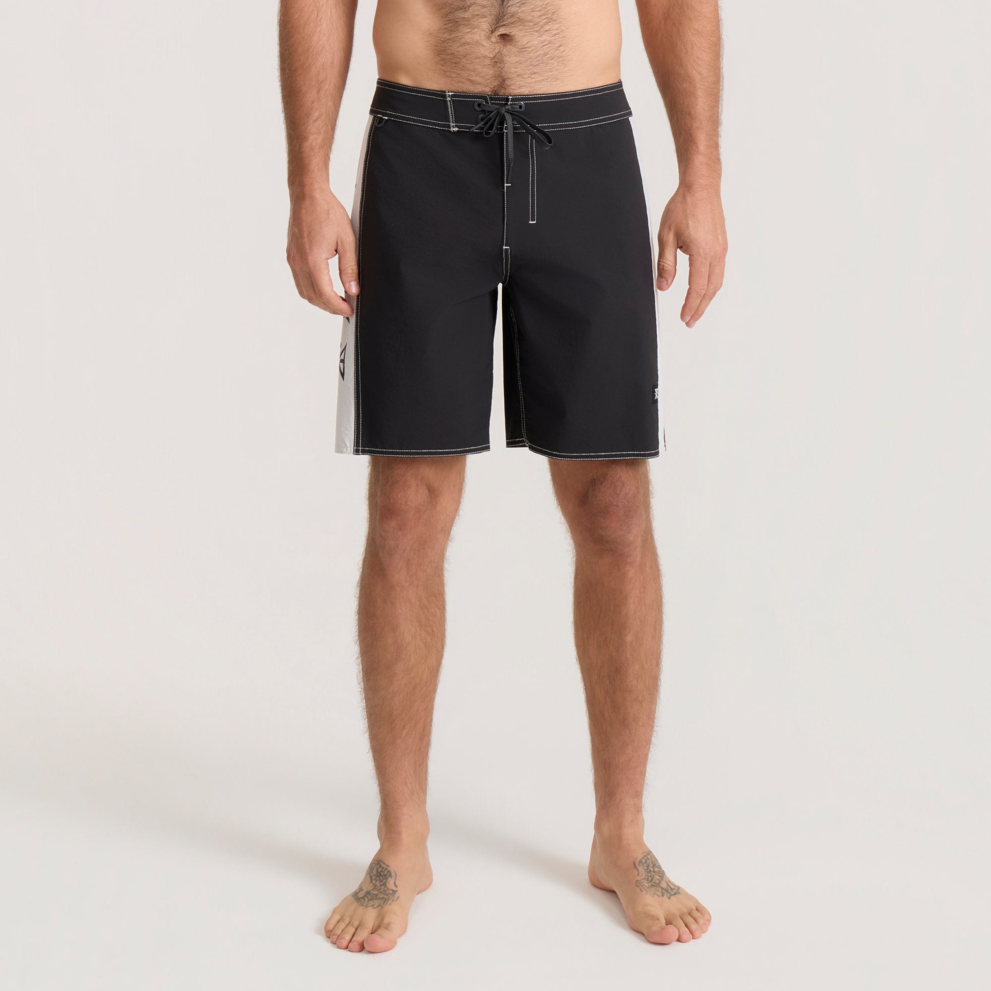 Passage Panel Boardshorts in Black/white – Roark