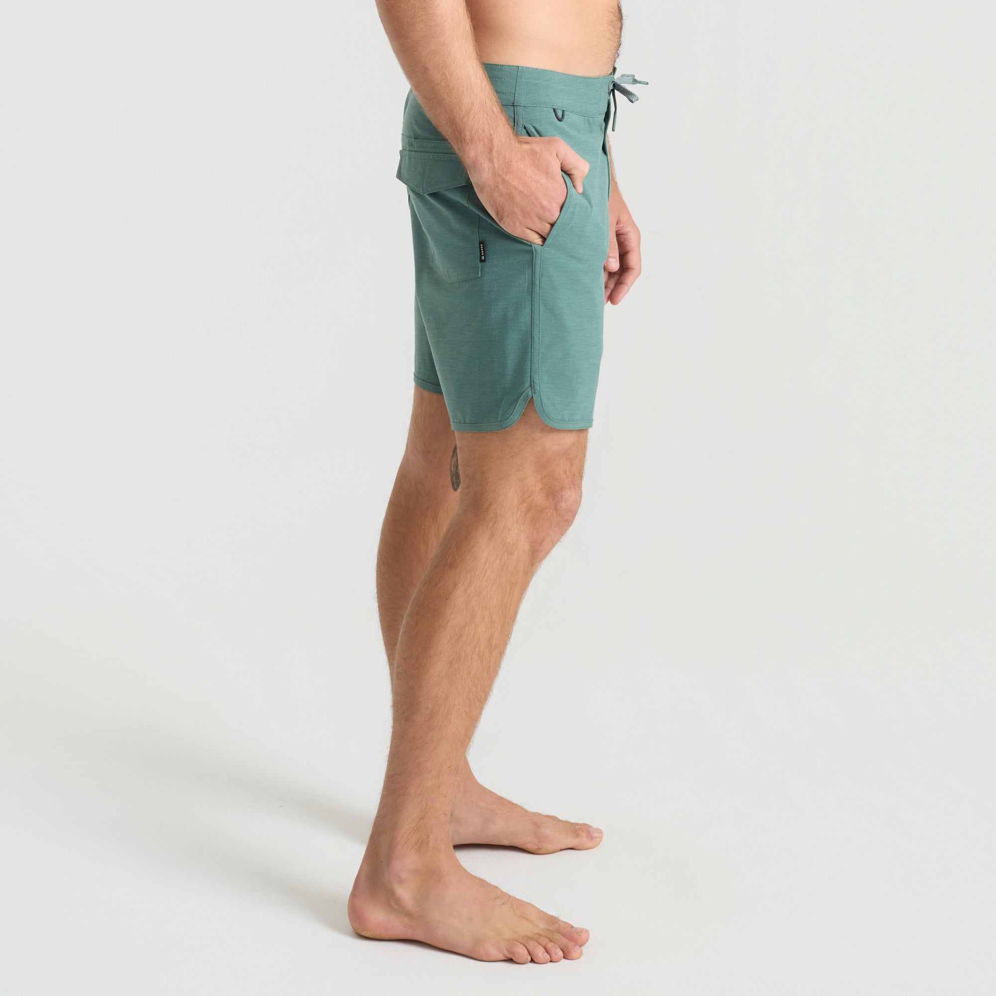 Chiller Scallop Boardshorts in Slate Green – Roark