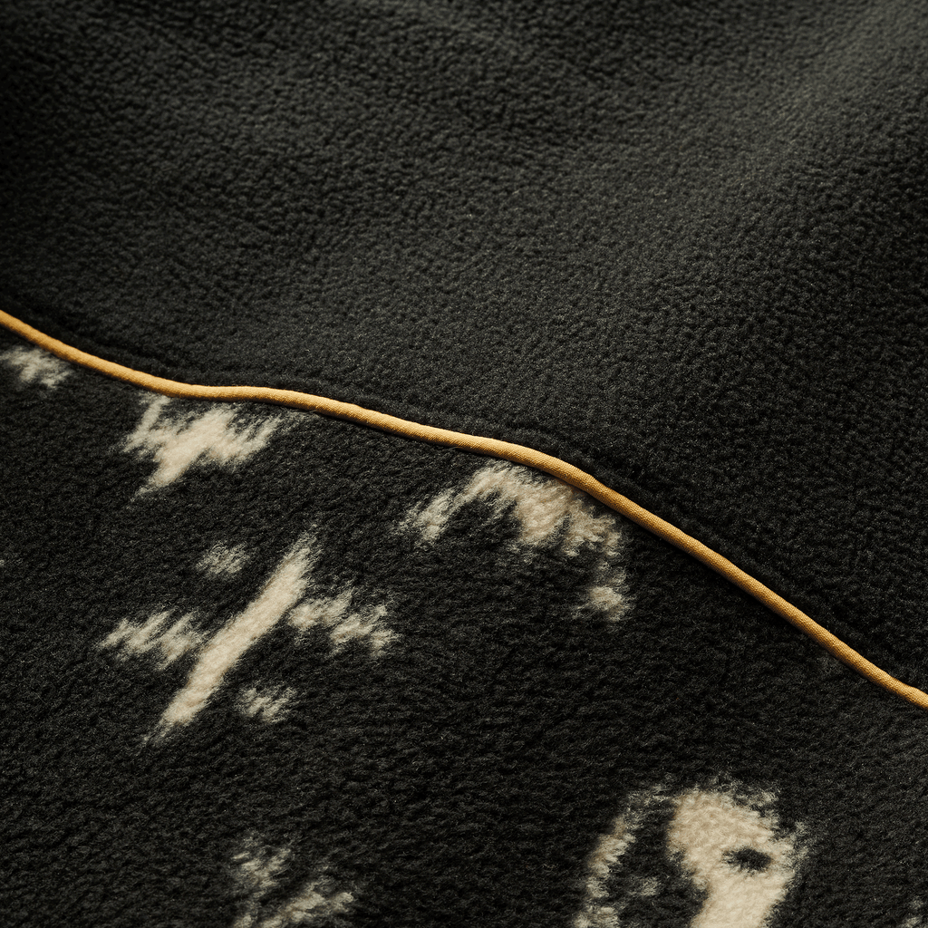 The front designs of Roark men's Landfall Fleece - Black Ikigai Big Image - 8