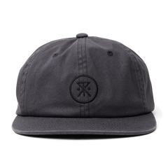 ニューキャベック Made To Fade 6 Panel Strapback Hat in Washed Charcoal – Roark