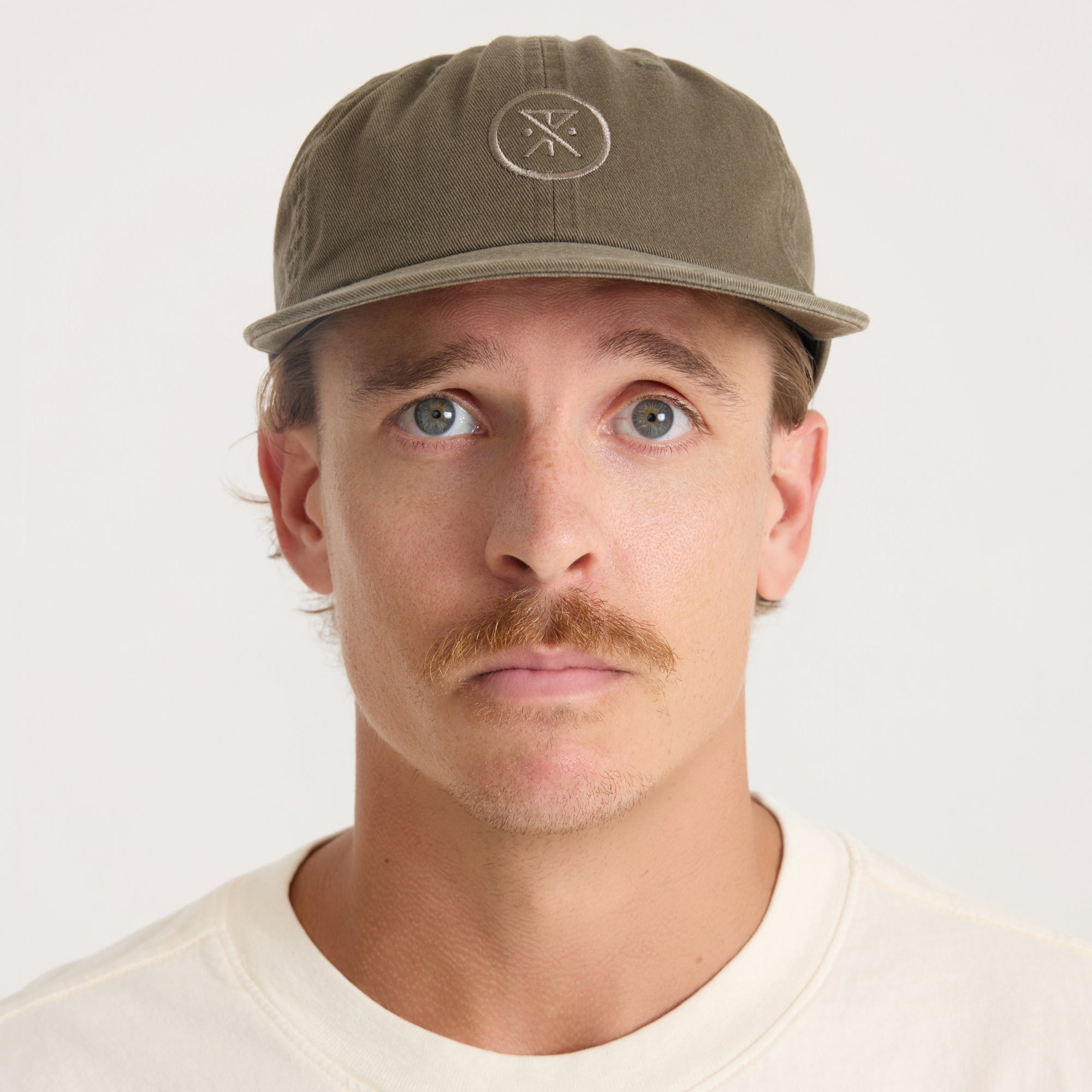 Made To Fade 6 Panel Strapback Hat in Washed Military – Roark
