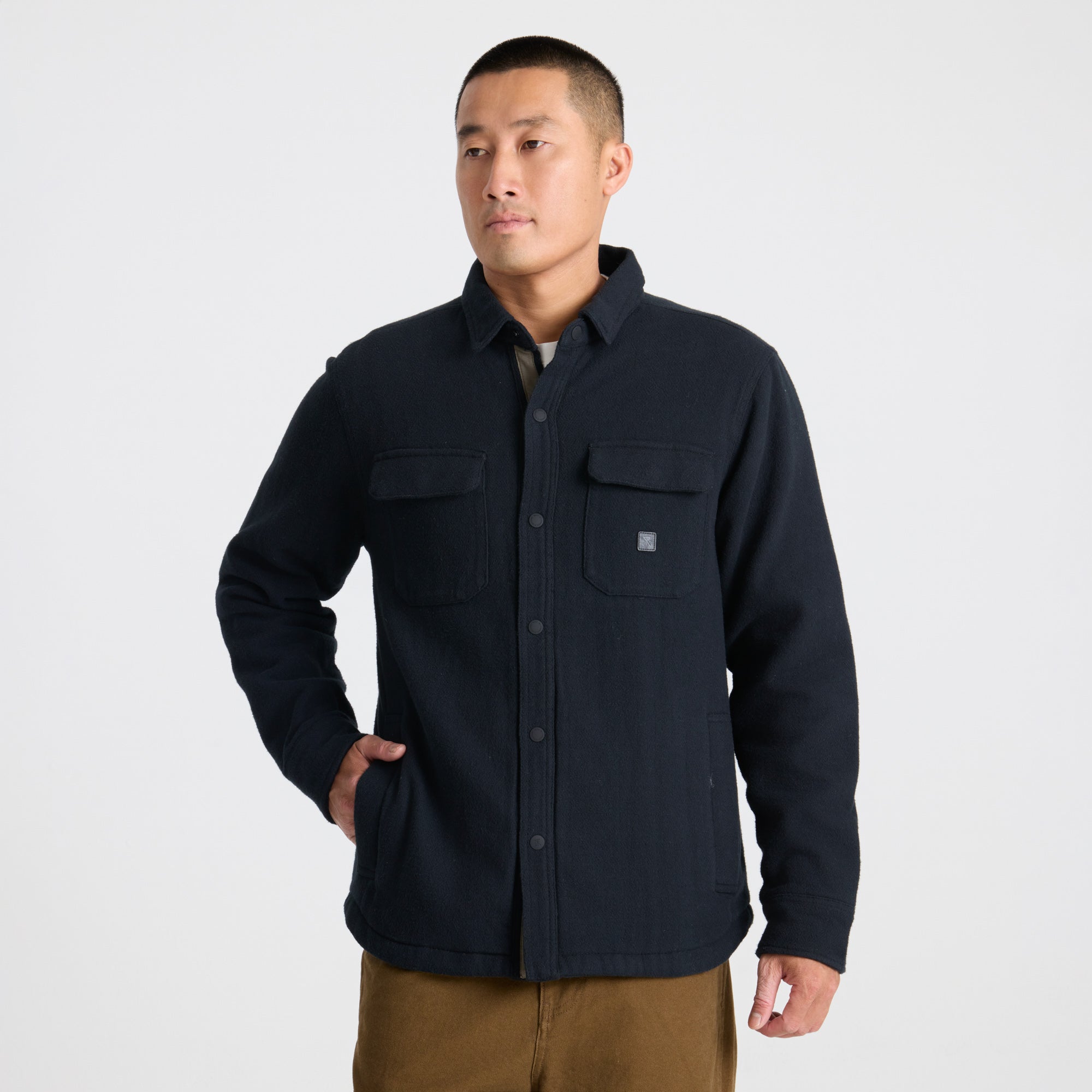 Backwoods Overshirt Jacket in Black – Roark