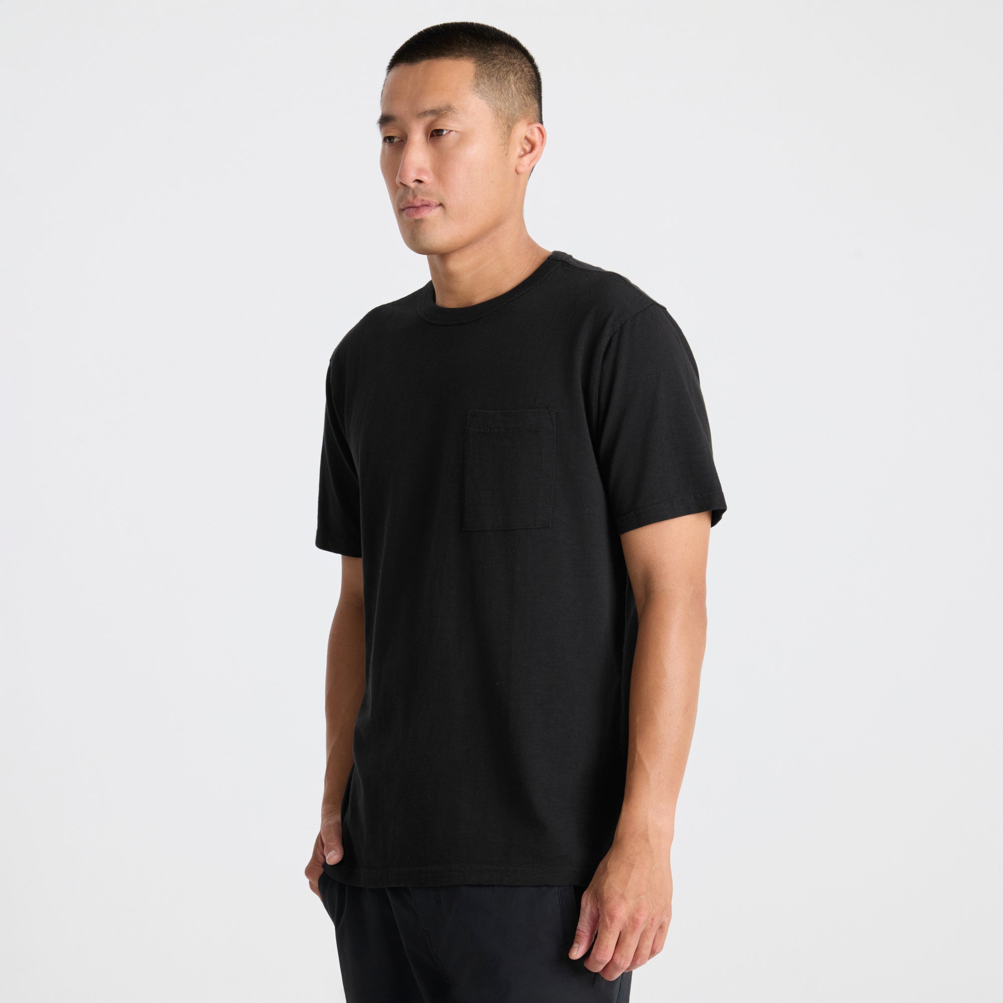 Well Worn Organic Short Sleeve Tee in Black – Roark