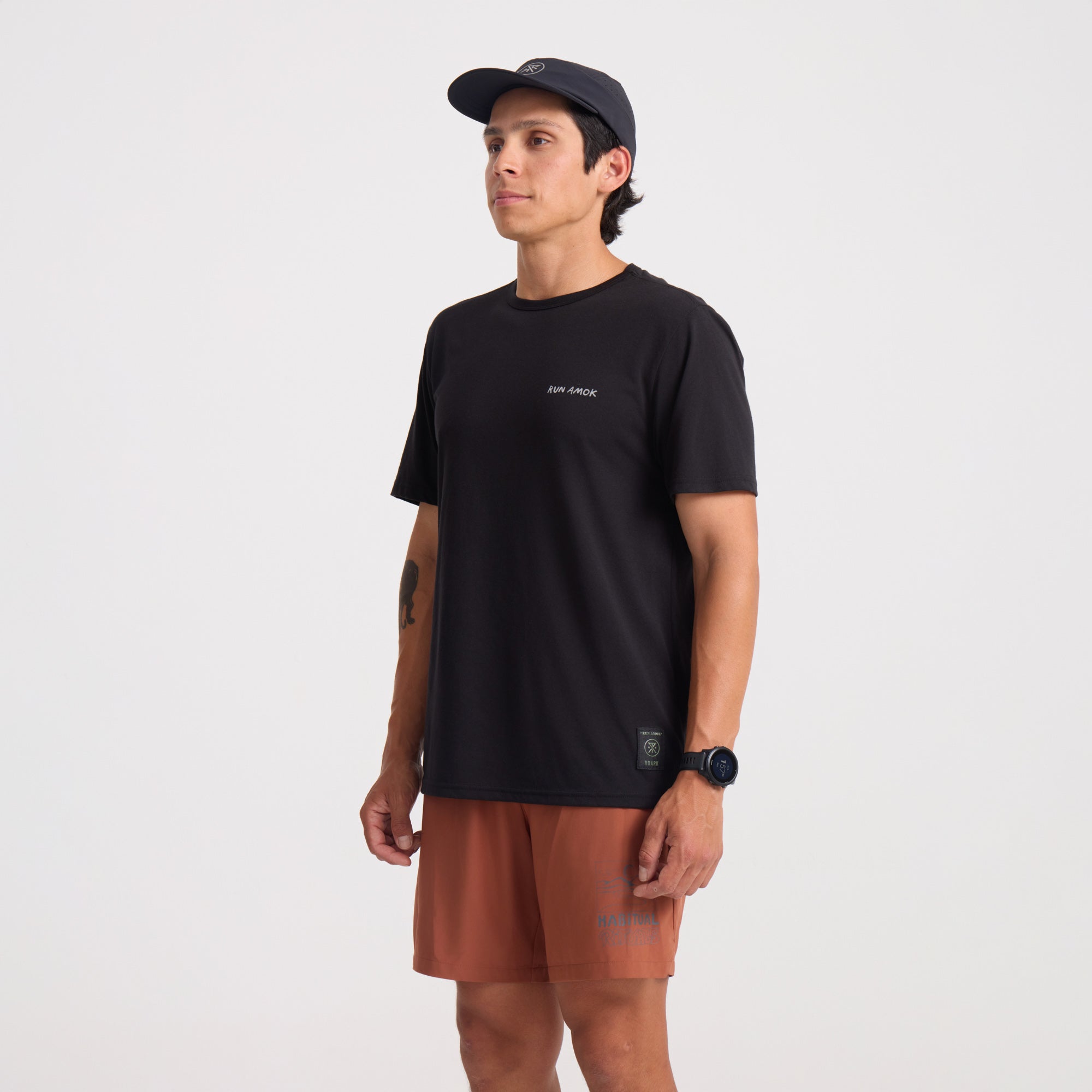 Mathis Active Short Sleeve Tee in Black – Roark
