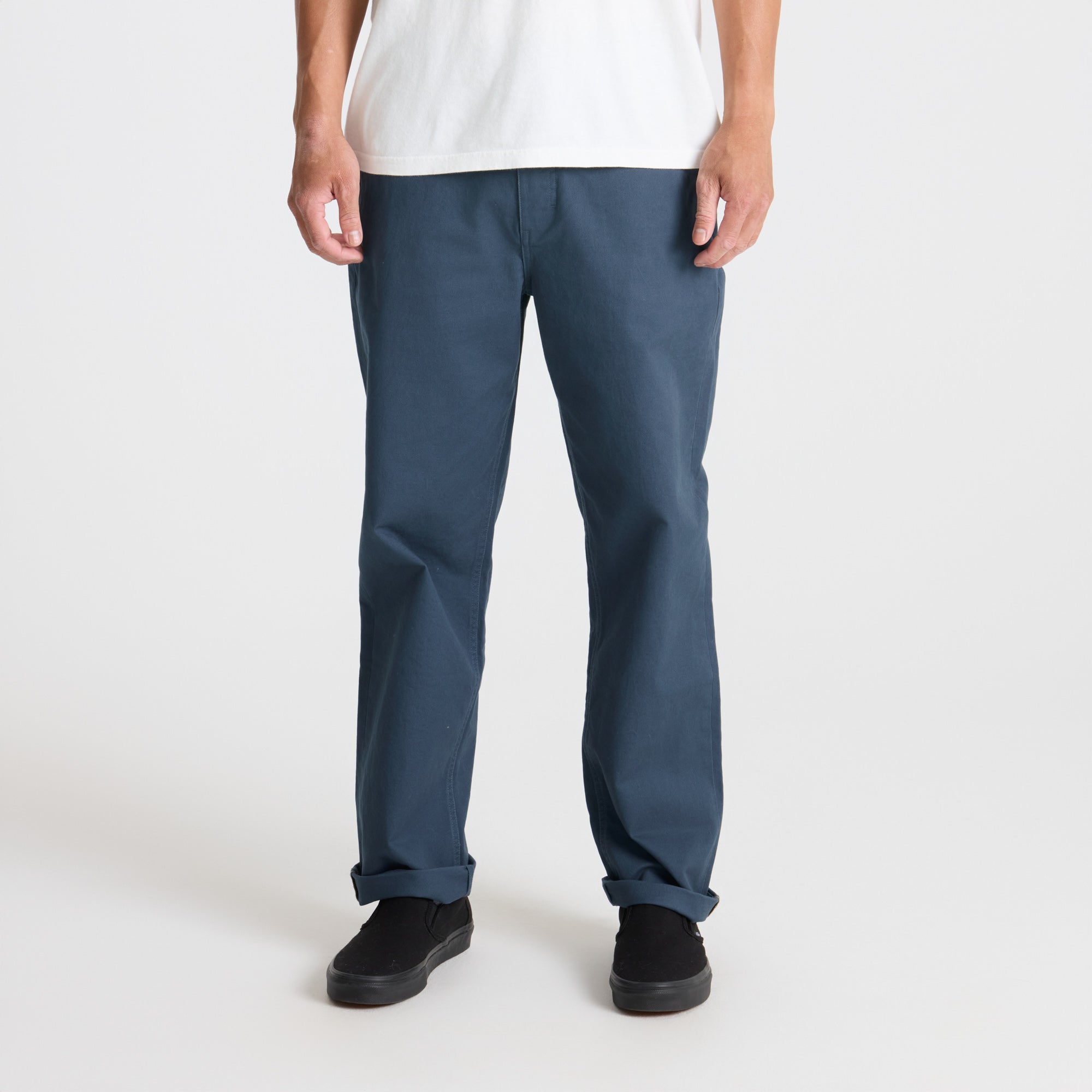 Crossroads Chino Pants in Navy – Roark