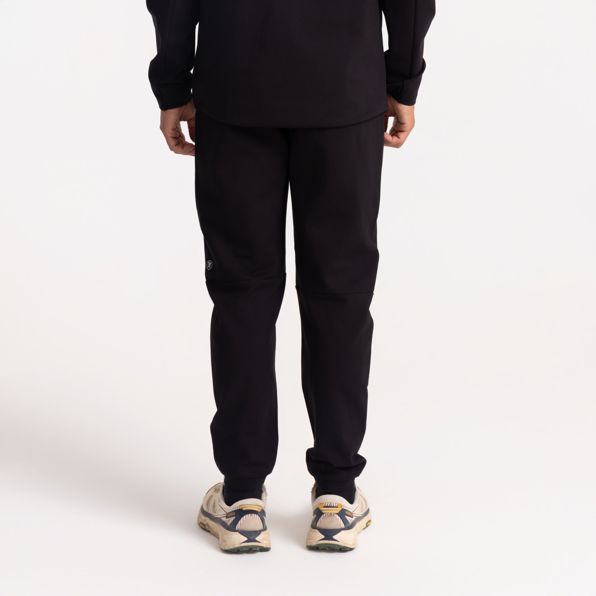El Morro Fleece Pant 2.0 Pants in Black – Roark