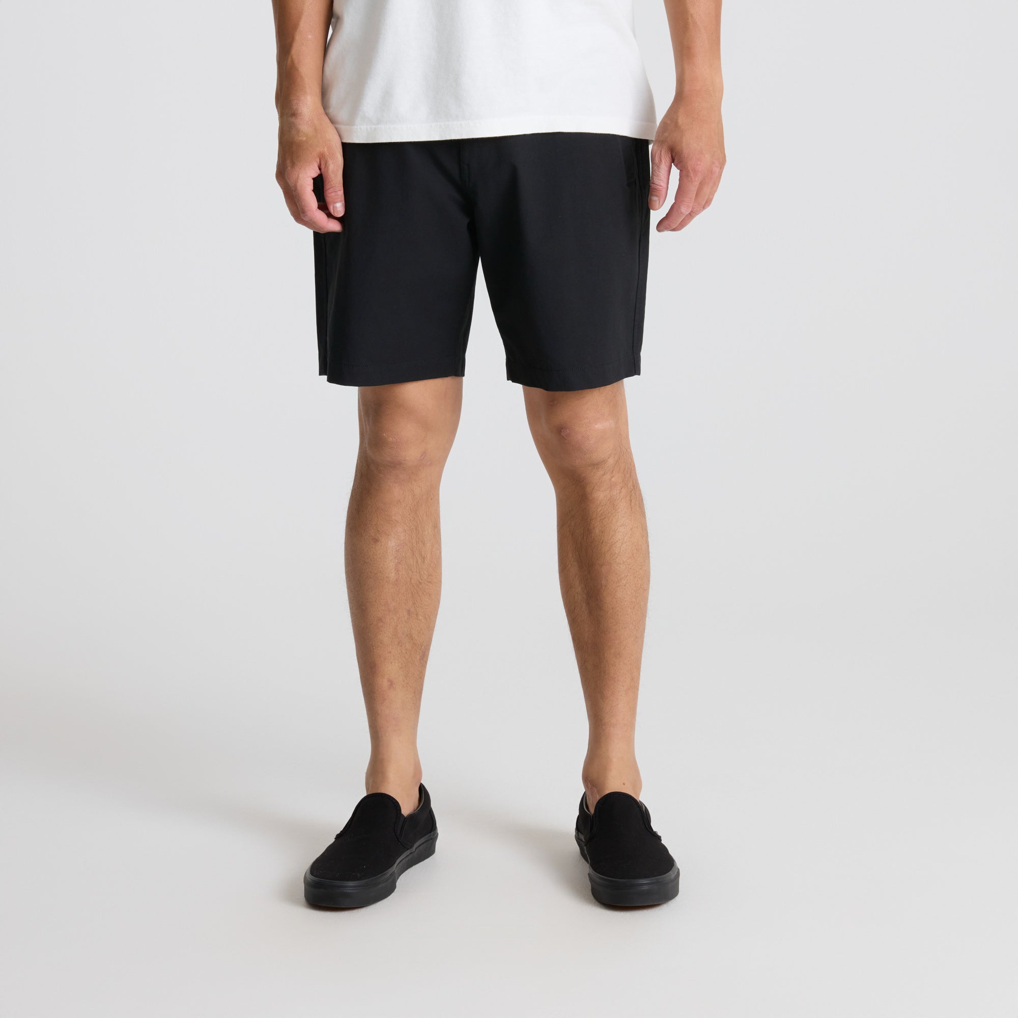 Layover Pro Traveler Shorts in Black – Roark
