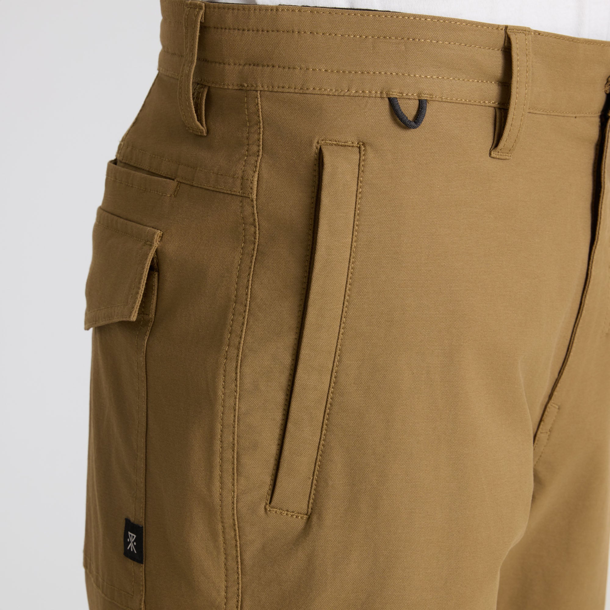 Layover Pro Traveler Shorts in Dark Khaki – Roark