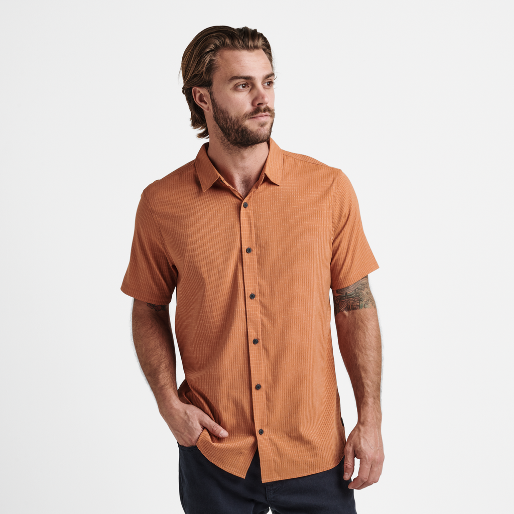 The model of Roark men's Bless Up Breathable Stretch Shirt - Rust Big Image - 2