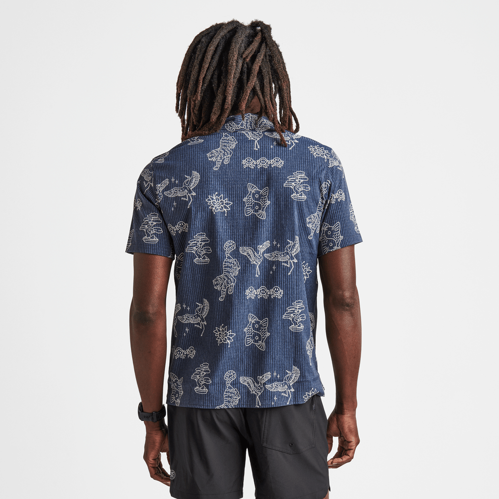 The on body view of Run Amok's Bless Up Trail Shirt - Dark Navy Big Image - 3