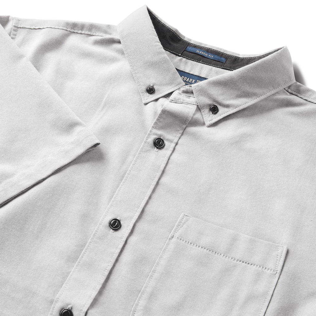 The collar of Roark men's Scholar Oxford Shirt - Smoke Big Image - 3