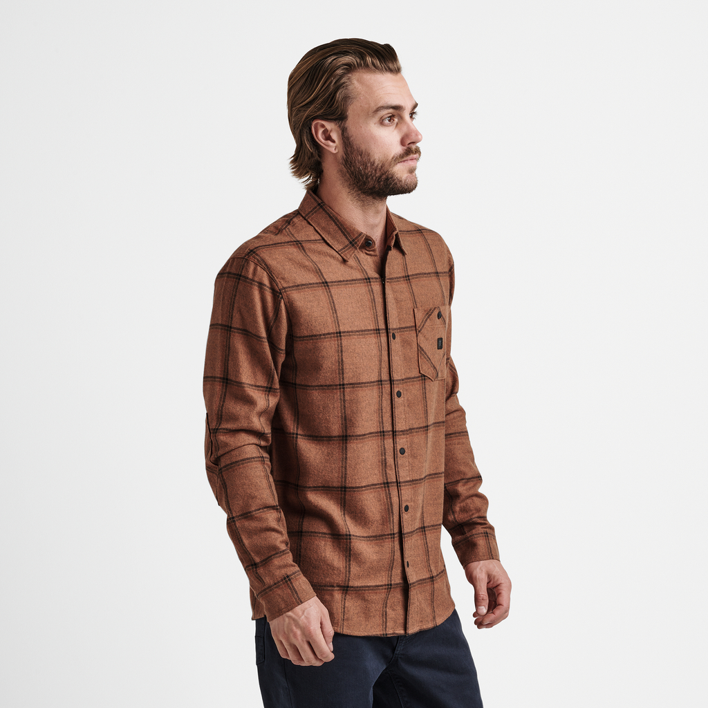The model of Roark men's Nordsman Light Long Sleeve Flannel - Rust Big Image - 4