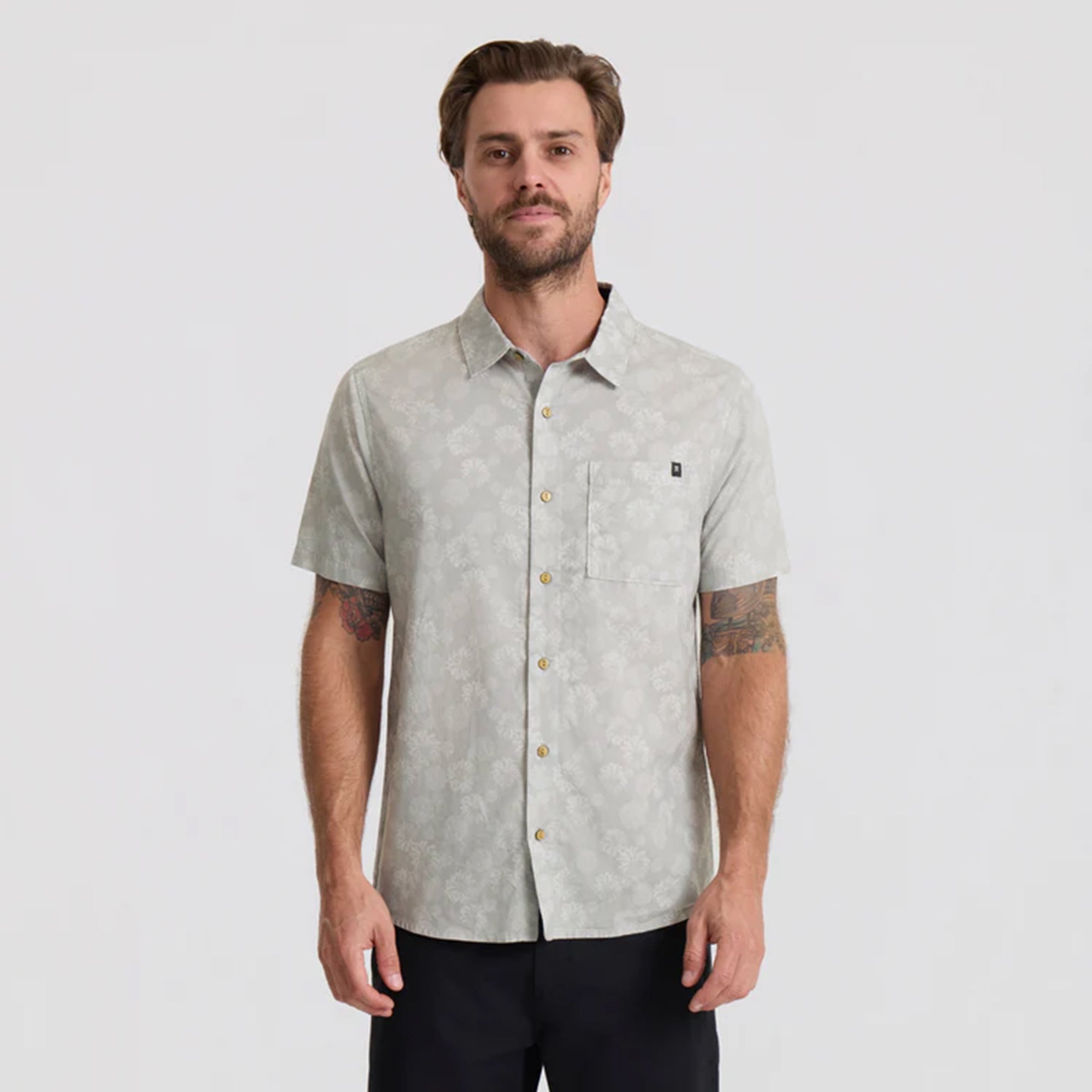 Journey Short Sleeve Button Up Shirt in Grey – Roark