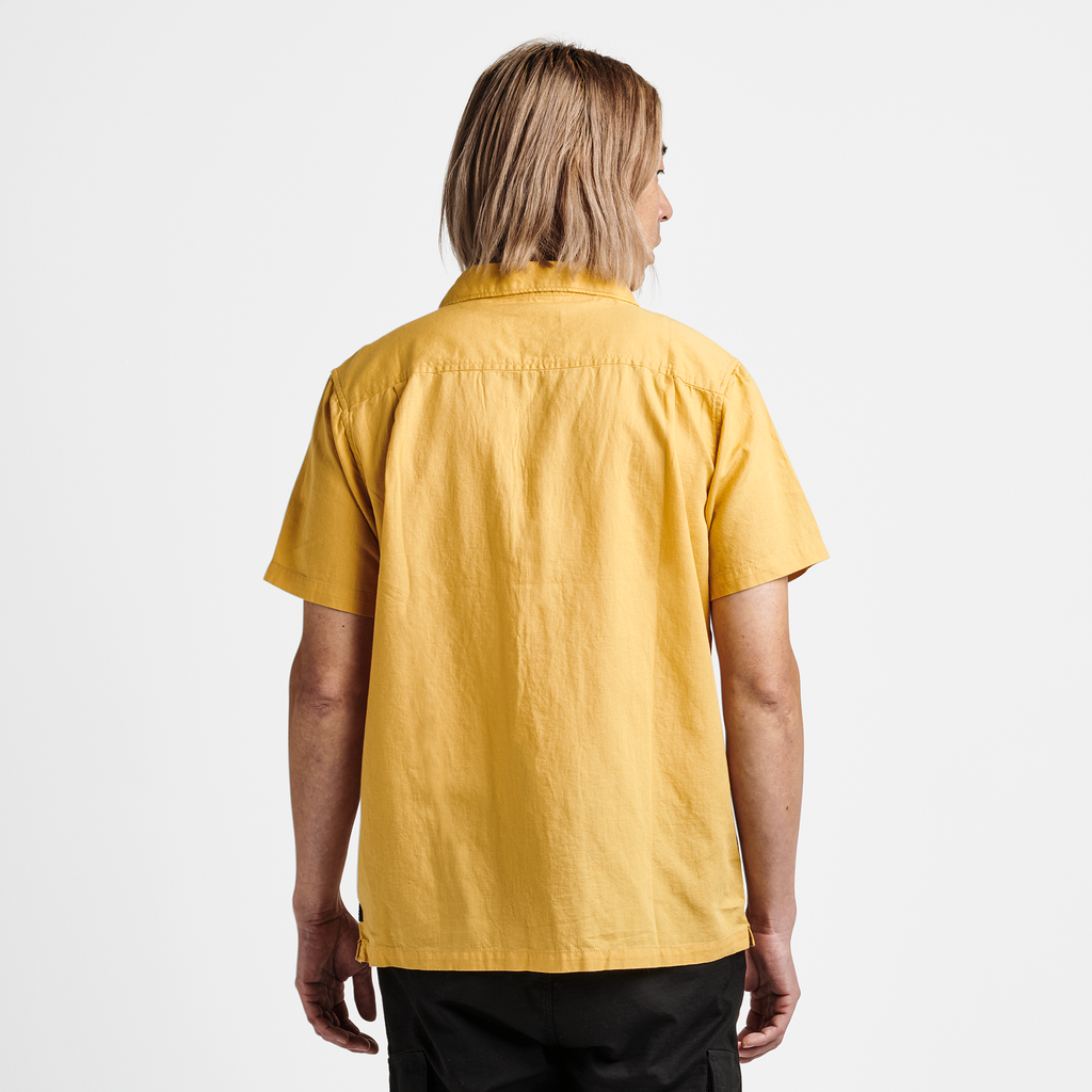 The model of Roark men's Gonzo Camp Collar Shirt - Dusty Gold Kampai Big Image - 3