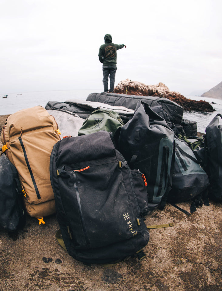 Roark Adventure-Ready Men's & Women's Clothing – Tops, Bottoms & Gear