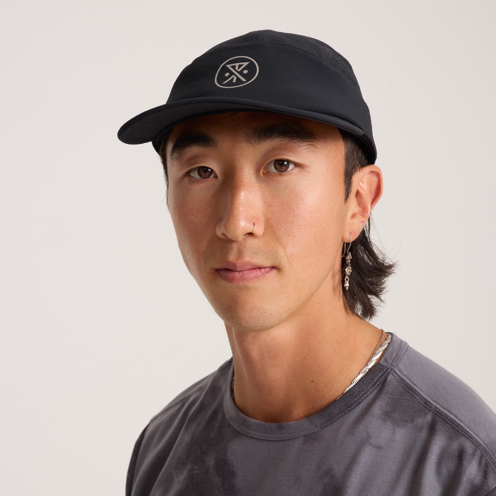 Alta Elite Run Hat Strapback Hat in Black – Roark