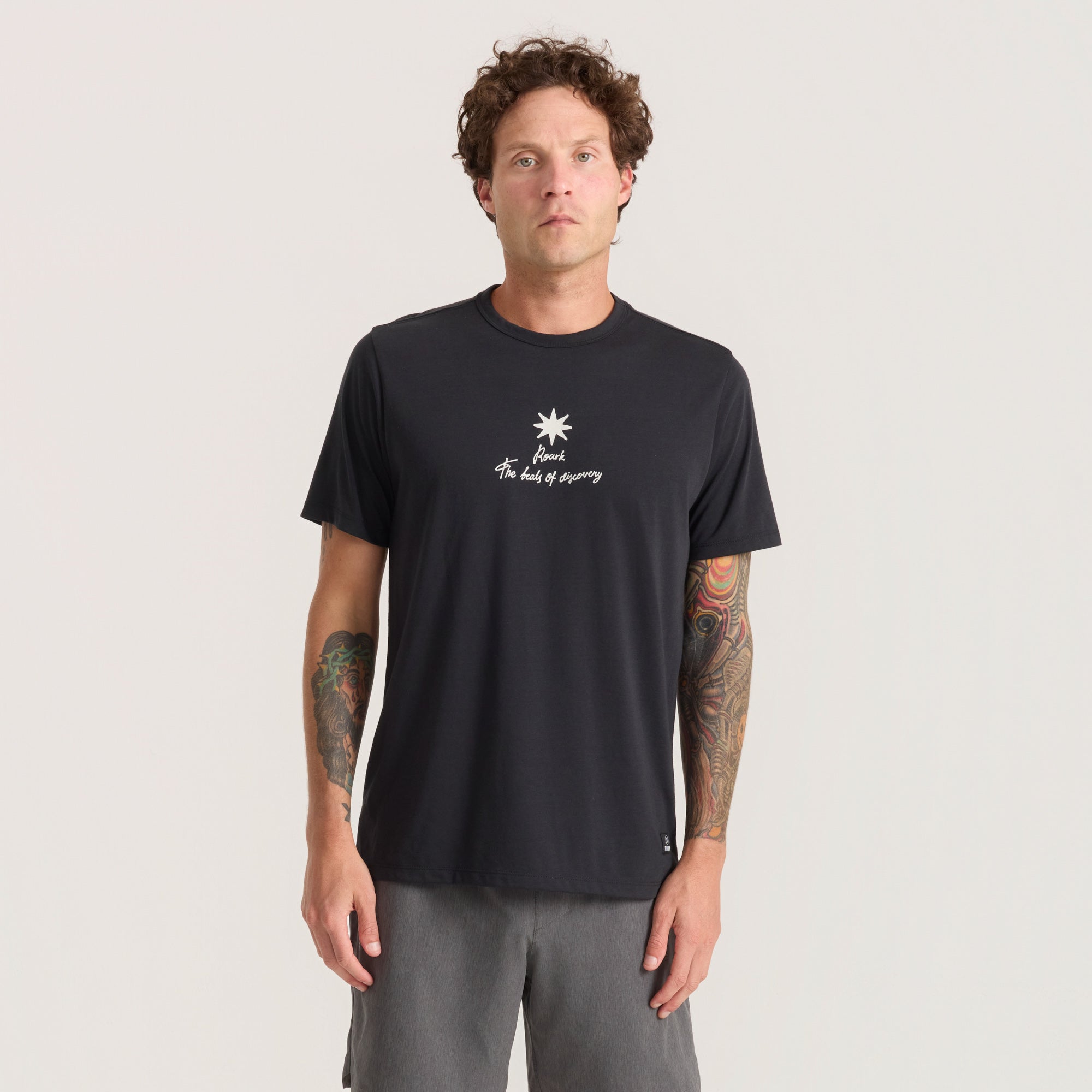 Mathis Active Short Sleeve Tee in Chaos Black – Roark