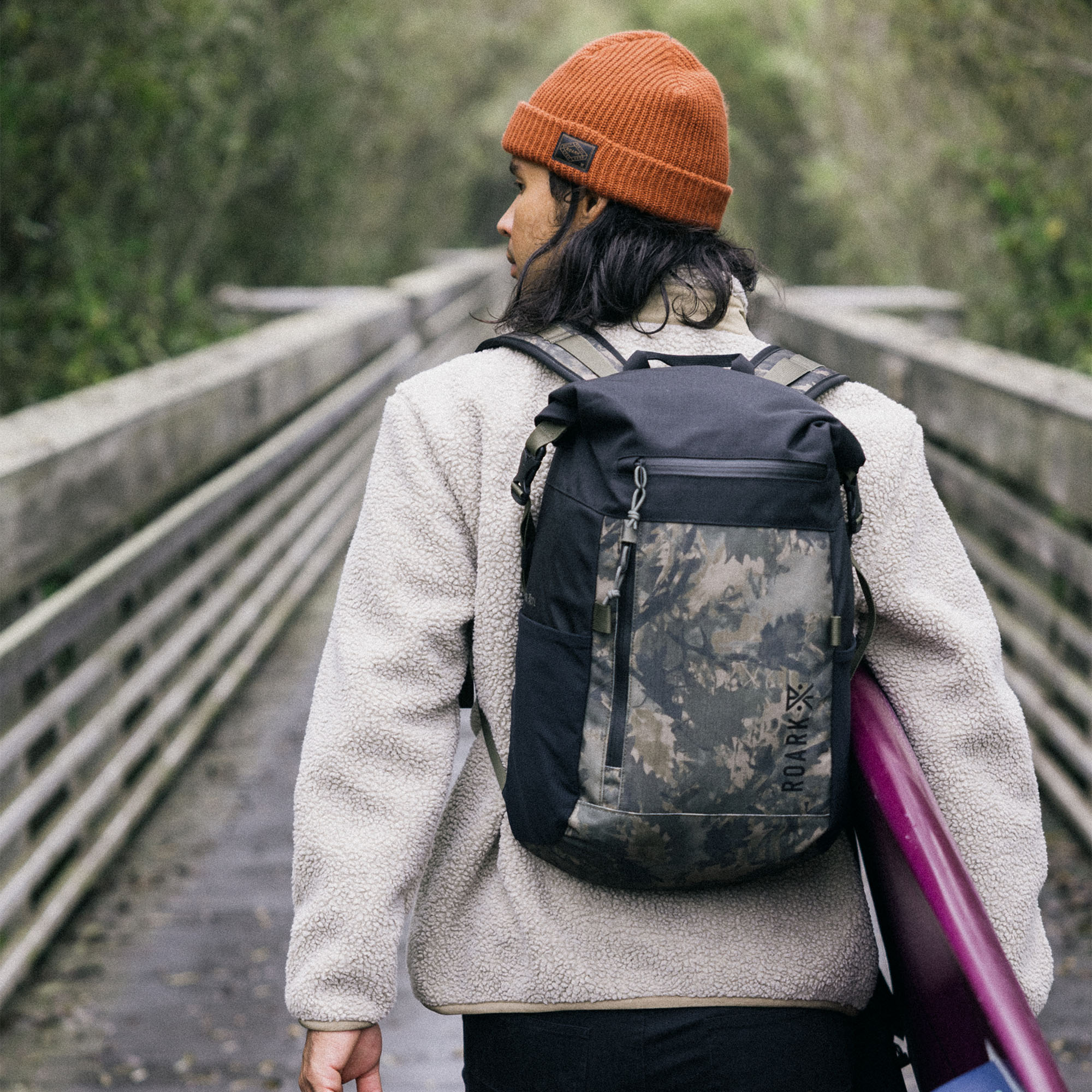 Passenger 27L 2.0 Bag in Camo – Roark