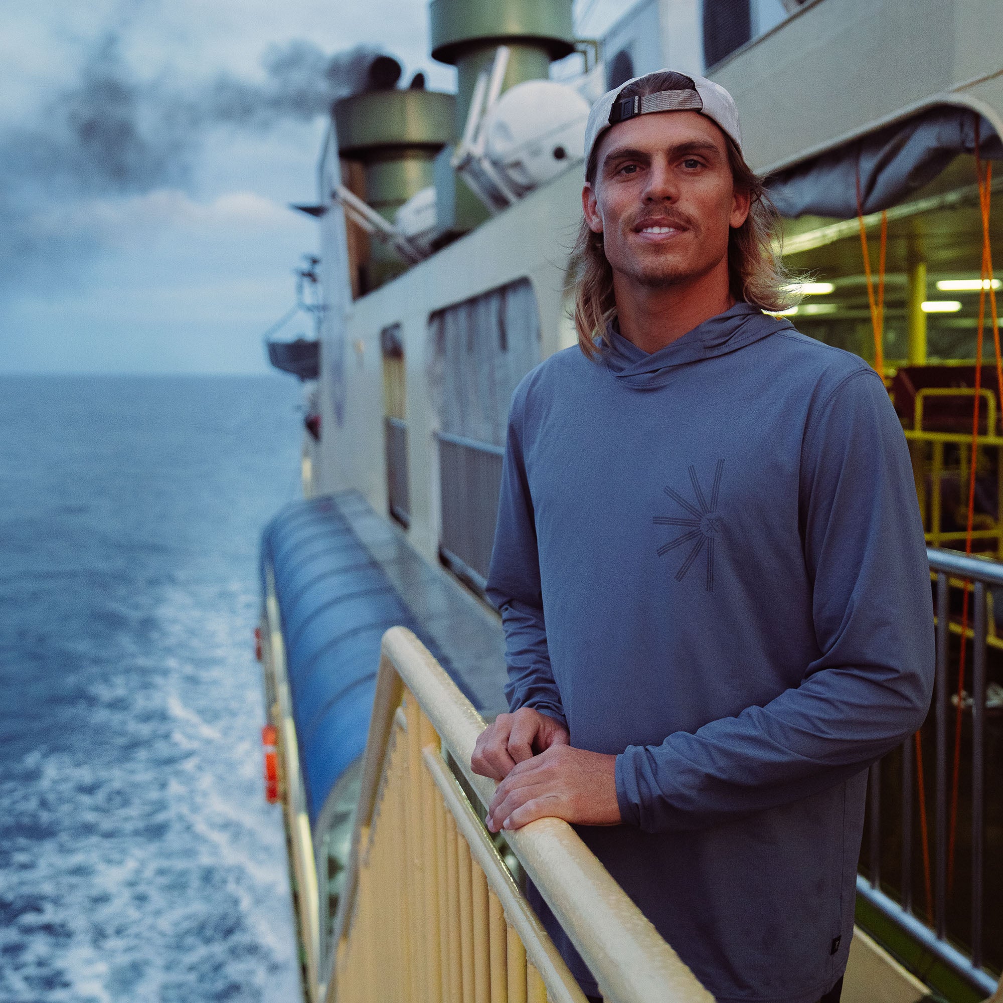 Venture UPF Hoodie in Neptune – Roark
