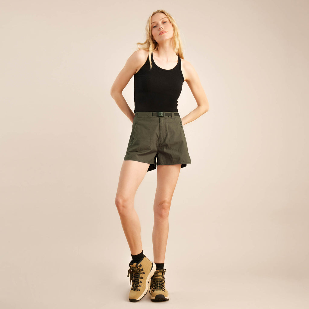 The on body view of Roark women's Campover Shorts 2.5" - Military Big Image - 2