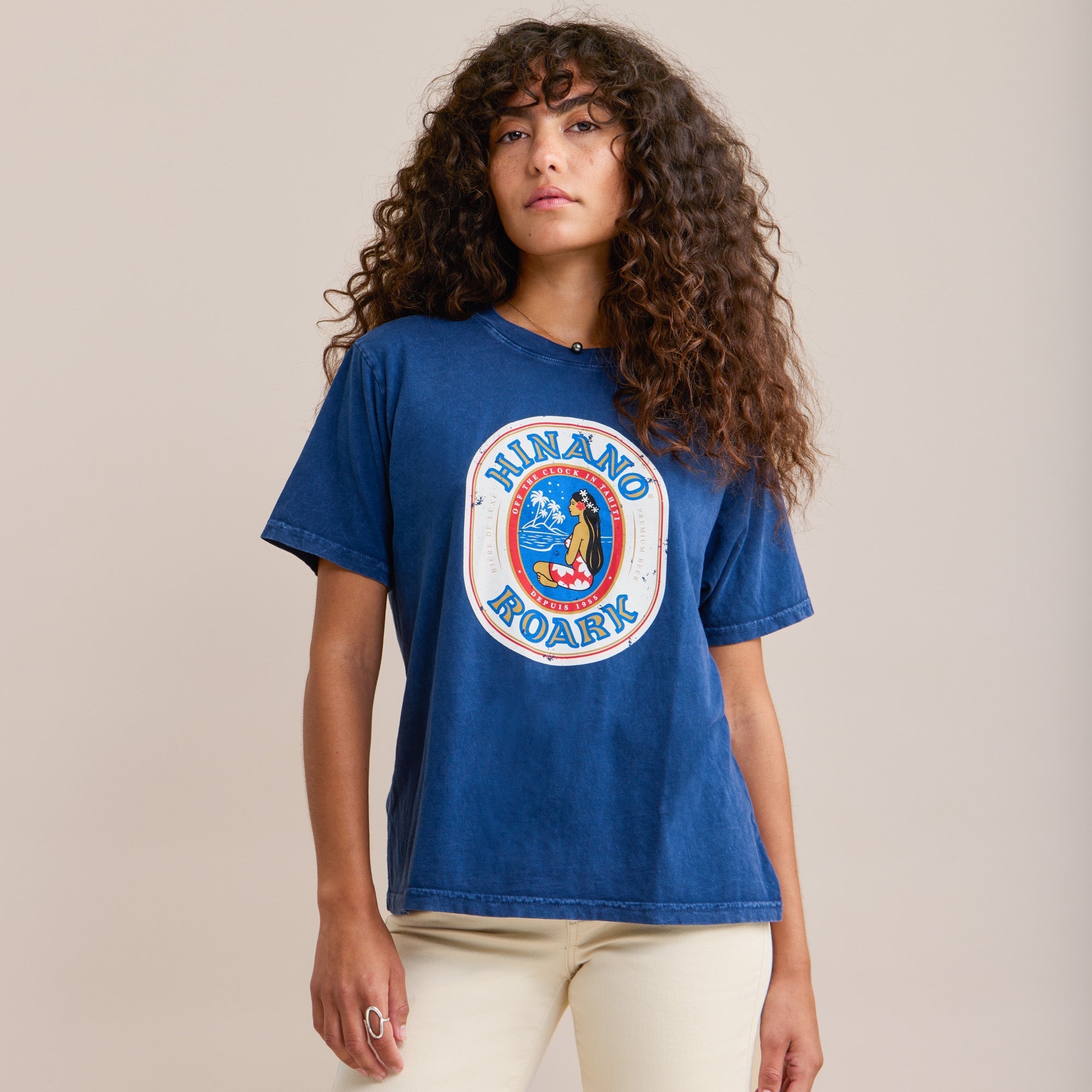 Hinano Label Premium Tee - Dark Navy | Roark