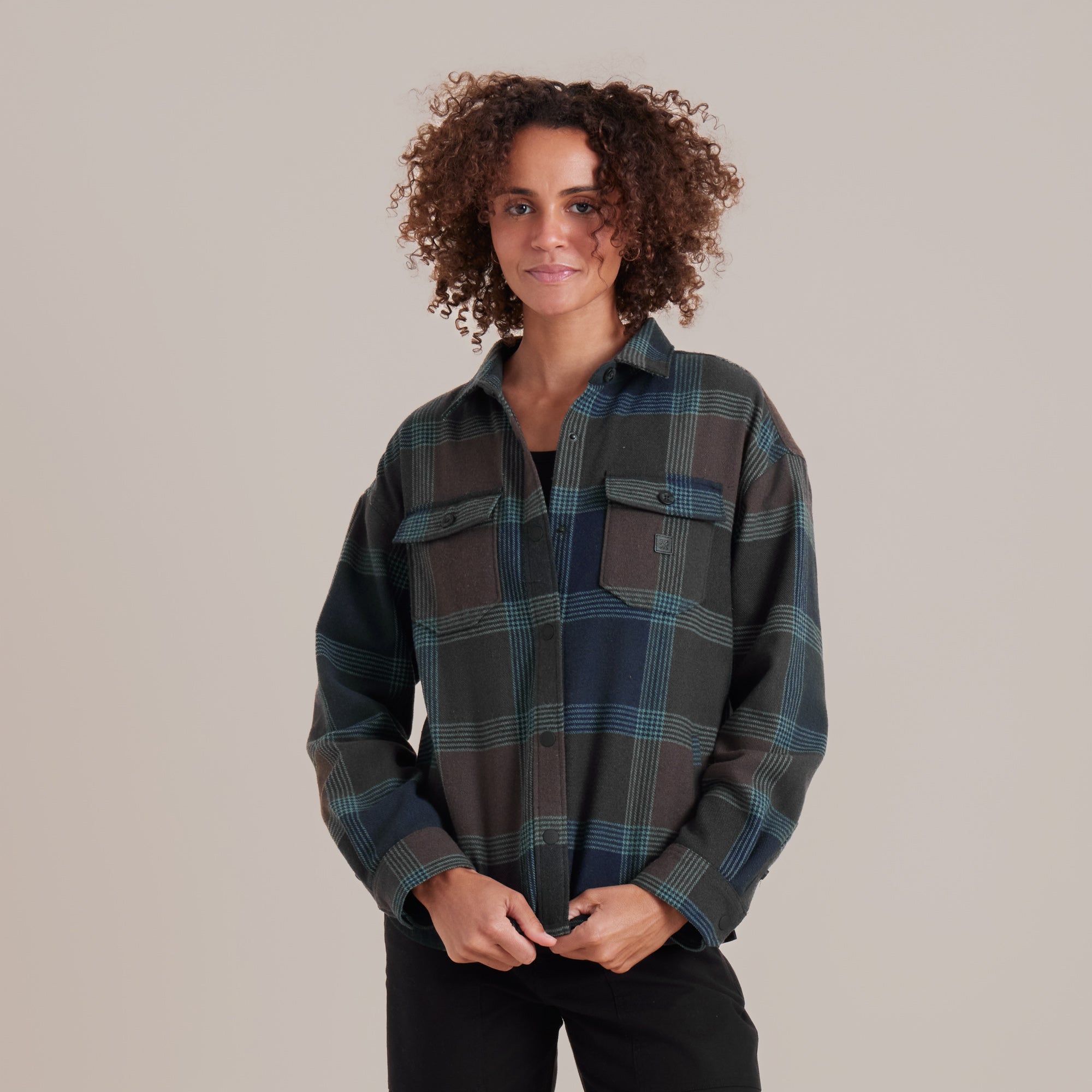 ウォーリー Amberley Flannel in Deep Navy – Roark