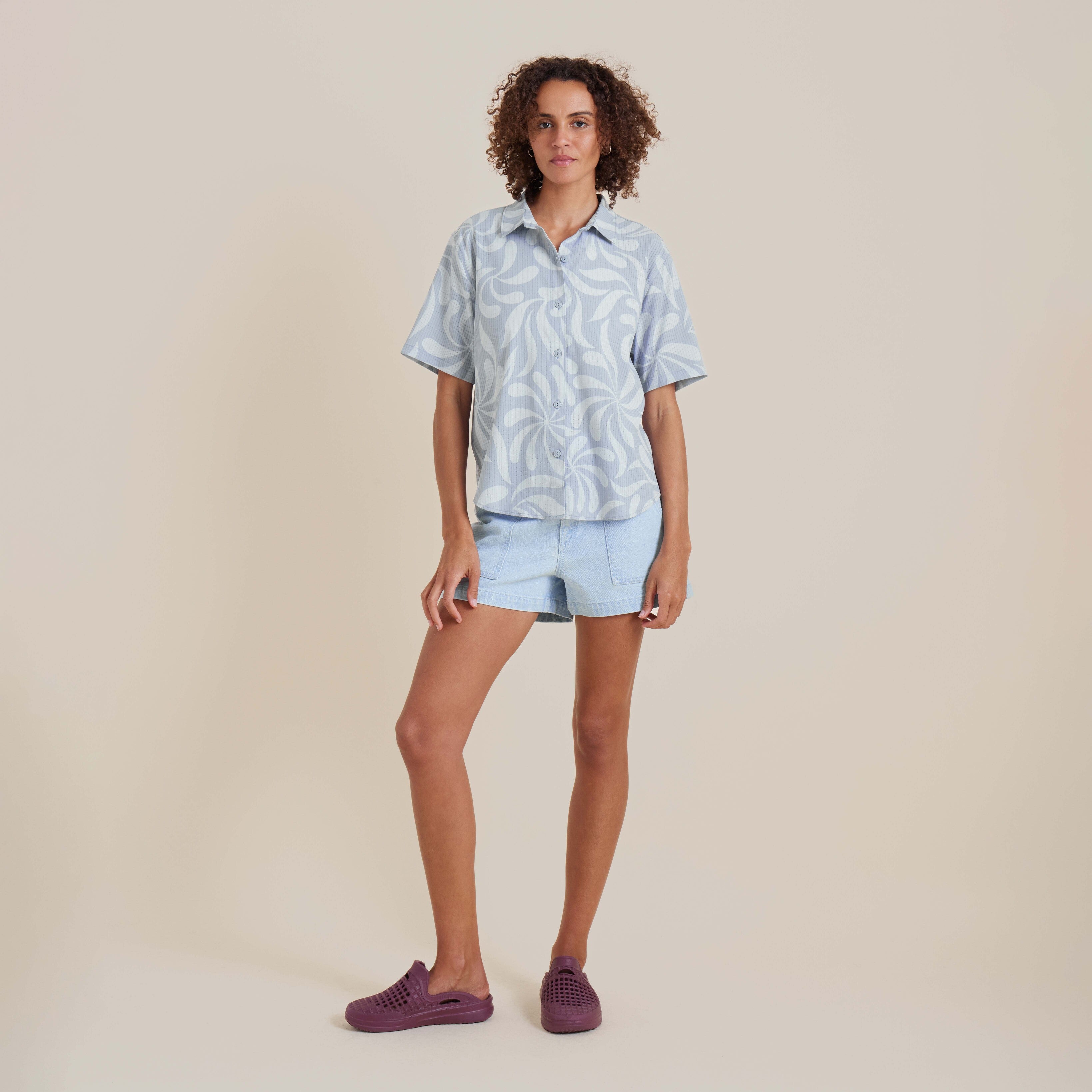 Bless Up Breathable Stretch Shirt in Dusty Sky – Roark