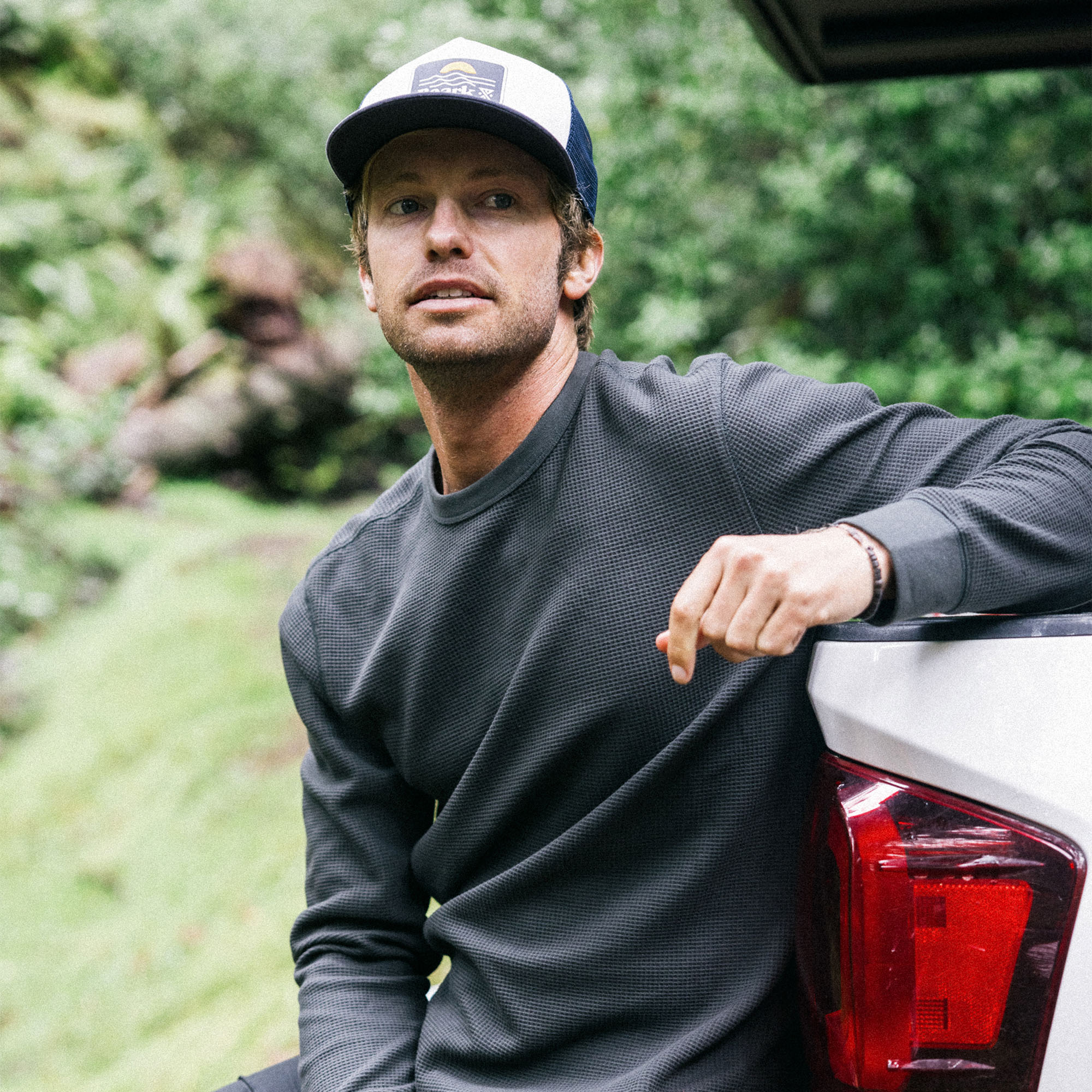 Well Worn Thermal Long Sleeve Tee in Onyx – Roark