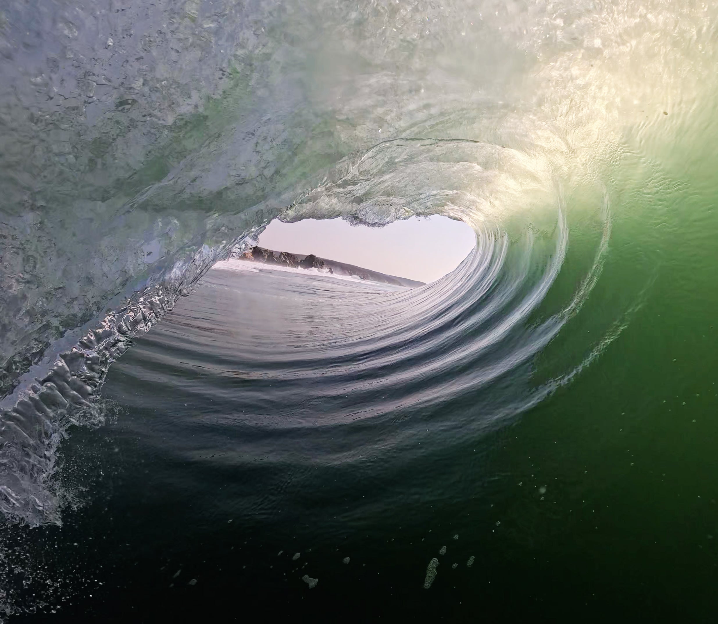 Dynamic ocean waves capturing the essence of adventure and travel, ideal for outdoor enthusiasts.
