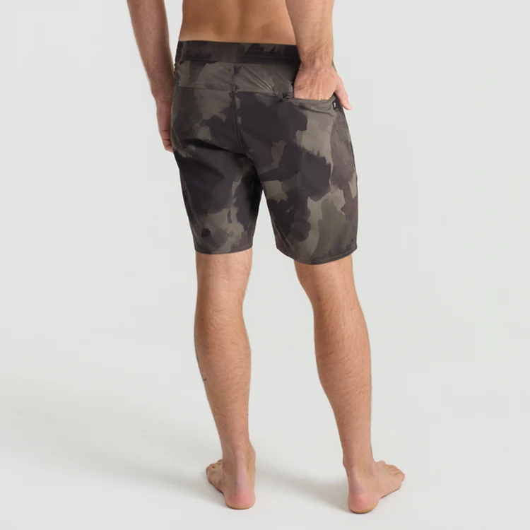 Venture Hybrid Trunk in Camo – Roark