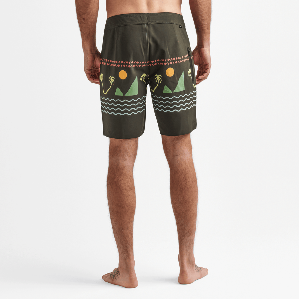The on body view of Roark's The front of Roark's Passage Primo Boardshorts 18" - Island Time Dark Military Big Image - 3