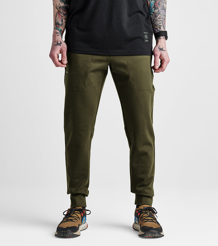 Tech cargo pant Tapered fit, Nike, Shop Men's Joggers & Jogger Pants