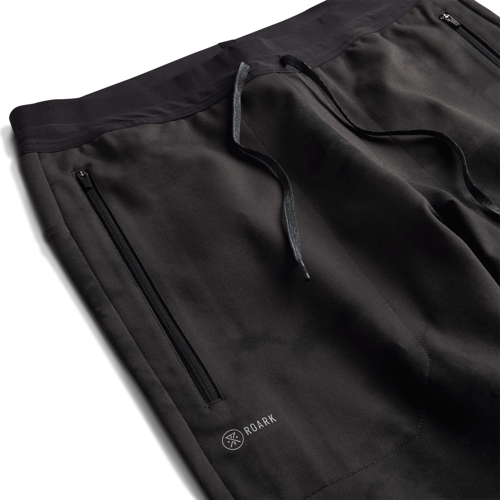 The drawstring of Roark x Motorhead's El Morro Fleece Pants for men and women runners Big Image - 7