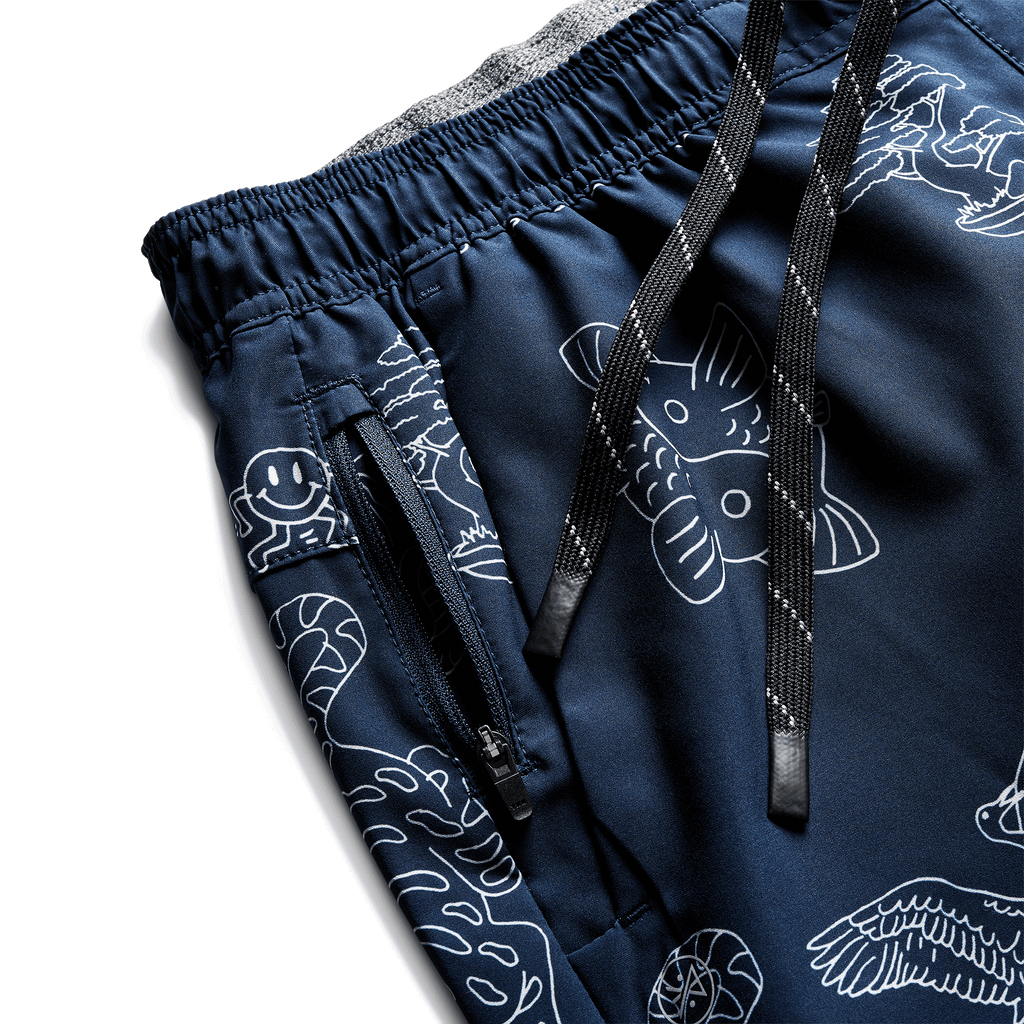 The pocket of Roark Run Amok's Serrano 2.0 Shorts 8" - Dark Navy Big Image - 7