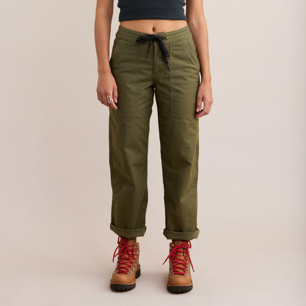 The on body view of Roark's Layover Pants - Military Big Image - 15