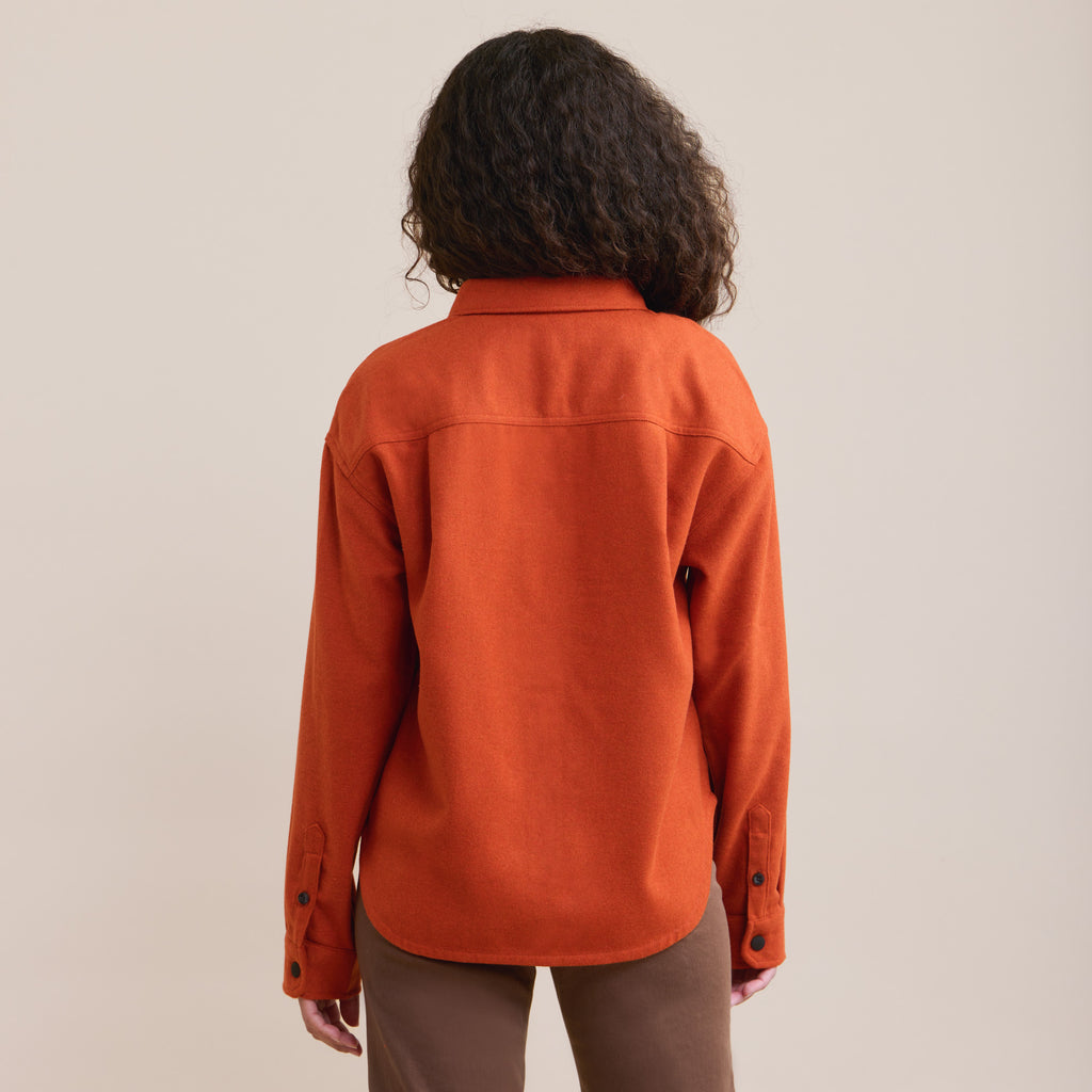 The model of Roark women's Amberley Shirt Jacket - Burnt Sienna Big Image - 11
